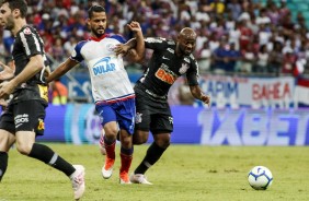 Love durante jogo contra o Bahia, pela estreia do Campeonato Brasileiro