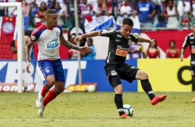 Meia Ramiro durante jogo contra o Bahia, pela estreia do Campeonato Brasileiro