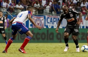 Vagner Love entrou no segundo tempo contra o Bahia, pela estreia do Brasileiro