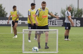 Henrique no treino de reapresentação do Corinthians após derrota para o Bahia, pelo Brasileirão