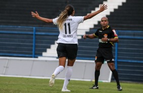 Gabi Nunes comemora seu gol contra o São José, pelo Paulistão Feminino