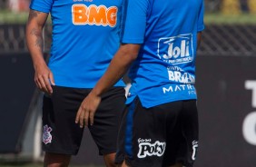 Jadson no treino desta tera-feira no CT; Corinthians enfrenta a Chapecoense