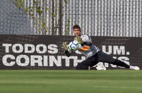 Caíque França durante o último treino do Corinthians antes de enfrentar a Chapecoense
