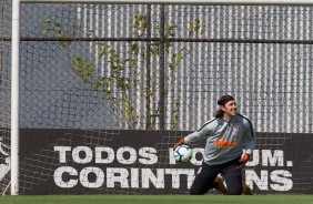 Cássio durante o último treino do Corinthians antes de enfrentar a Chapecoense