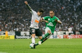 Fagner durante jogo contra a Chapecoense, pelo Brasileiro, na Arena Corinthians