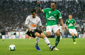 Lateral Fagner durante jogo contra a Chapecoense, pelo Brasileiro, na Arena Corinthians