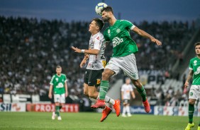 Mateus Vital durante jogo contra a Chapecoense, pelo Brasileiro, na Arena Corinthians