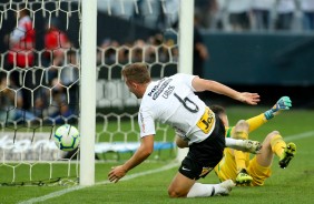 Carlos anotou o gol do Corinthians contra a Chapecoense, pelo Brasileiro