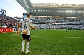 Carlos durante jogo contra a Chapecoense, na Arena Corinthians, pelo Brasileirão
