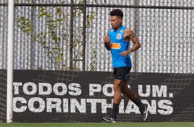 Jnior Urso treina para enfrentar o Vasco, pelo Campeonato Brasileiro 2019