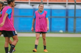 Atacante Cacau no treinamento do Corinthians Futebol Feminino desta tera-feira