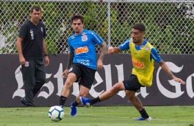 Carille, Fagner e Gabriel no treinamento desta terça-feira no CT Joaquim Grava