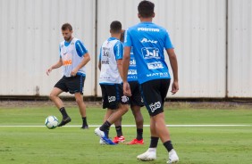 Zagueiro Henrique no treinamento desta terça-feira no CT Joaquim Grava; Timão enfrenta o Grêmio