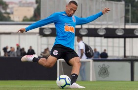 Janderson no treinamento de hoje no CT Joaquim Grava