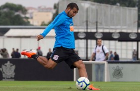 Sornoza durante penltimo treino do Corinthians antes de enfrentar o Grmio