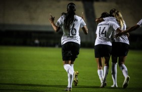 Adriana marcou um, dos trs gol, do Corinthians sobre o Iranduba, pelo Brasileiro Feminino