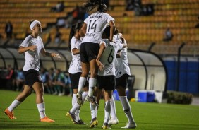 Gabi Nune, Adriana e Giovanna Crivelaria marcaram os gols do Corinthians contra o Iranduba