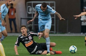 Mateus Vital no jogo contra o Grmio, na Arena Corinthians