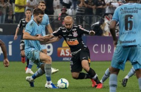 Régis estreou contra o Grêmio, na Arena Corinthians
