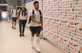 Urso chega  Arena Corinthians para enfrentar o Grmio, pelo Campeonato Brasileiro