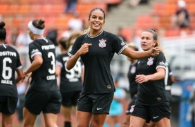 Gabi Nunes marcou o gol nmero trs do Corinthians sobre o Santos, pelo Paulisto