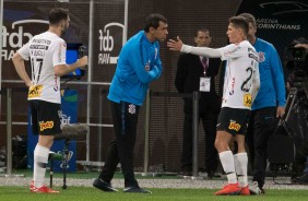 Carille, Boselli e Vital durante jogo contra o Flamengo, pelas oitavas de final da Copa do Brasil