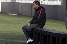 Carille comandou o primeiro treinamento após a derrota para o Flamengo