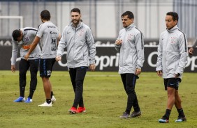 Boselli, Fagner e Jadson em treino chuvoso antes de viagem a Curitiba