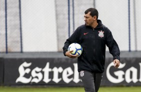 Carille no último treino do Corinthians antes do duelo contra o Athletico-PR