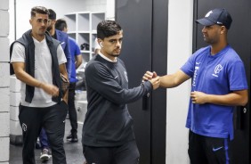 Jogadores chegam para enfrentar o Athletico-PR