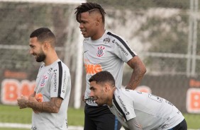 Clayson, Jesus e Gabriel treinam nesta segunda-feira no CT