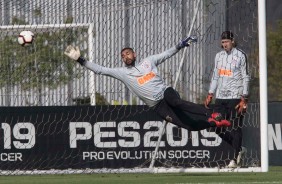 Diego e Cássio treinam no CT Joaquim Grava