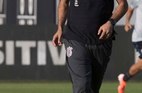 Fábio Carille no treino desta quarta-feira no CT Joaquim Grava