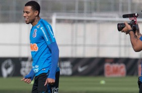 Gustavo faz treino nesta tera-feira no CT Joaquim Grava