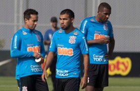 Jadson, Sornoza e Marllon treinam nesta terça-feira no CT Joaquim Grava