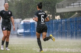 Juliete na goleada contra o Vitria-PE, pelo Campeonato Brasileiro Feminino