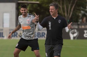 Pedro Henrique e Walmir Cruz  no treino no CT Joaquim Grava nesta segunda-feira