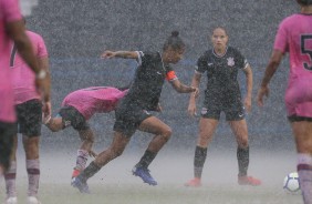 Grazi e Millene no jogo contra o Vitria-PE, pela Brasileiro Feminino