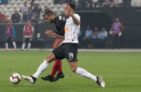 Gustavo em ação no jogo contra o Deportivo Lara