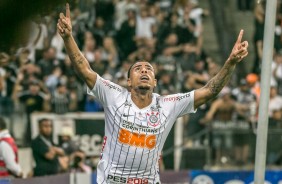 Gustavo marcou o segundo gol do Corinthians contra o Deportivo Lara, pela Sul-Americana