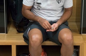 Sornoza no vestirio da Arena Corinthians antes do jogo contra o Deportivo Lara