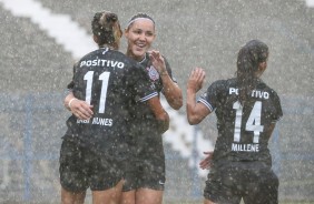 Giovanna Crivelari marcou gol contra o Vitória-PE, pelo Brasileirão Feminino