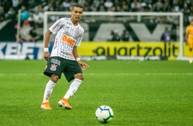 Pedrinho durante o Majestoso desta noite, na Arena Corinthians