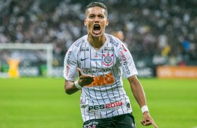 Pedrinho no jogo contra o São Paulo, na Arena Corinthians, pelo Brasileirão
