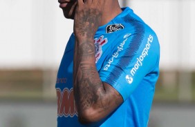 Mateus Jesus no treino desta segunda-feira no CT Joaquim Grava