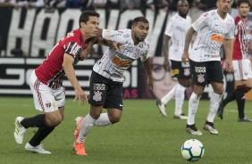 Sornoza no jogo contra o So Paulo, pelo Campeonato Brasileiro, na Arena Corinthians