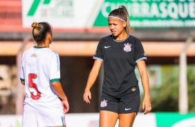 GIovanna durante jogo contra a Portuguesa, pelo Campeonato Paulista Feminino