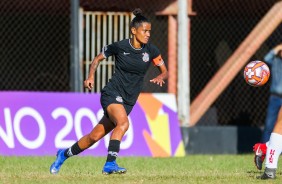 Grazi durante jogo contra a Portuguesa, pelo Campeonato Paulista Feminino