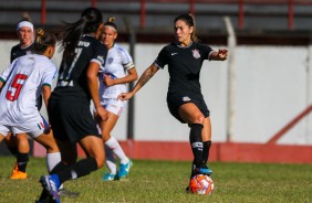 Mônica durante jogo contra a Portuguesa, pelo Campeonato Paulista Feminino