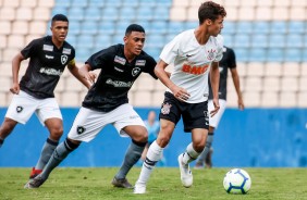 Pelo Brasileiro Sub-17, Timãozinho venceu o Botafogo por 3 a 0